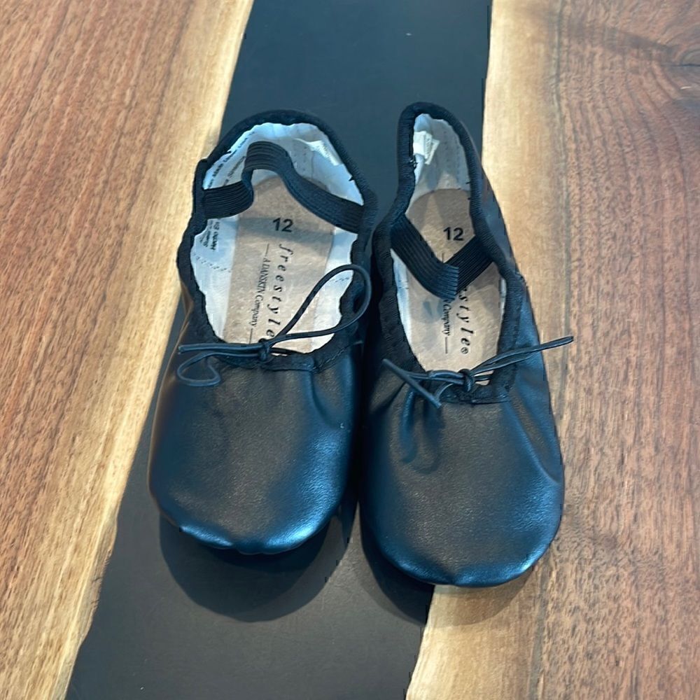 COPY - Freestyle Danskin Co.  kids ballet shoes size 12, adjustable tie. 7 inch…